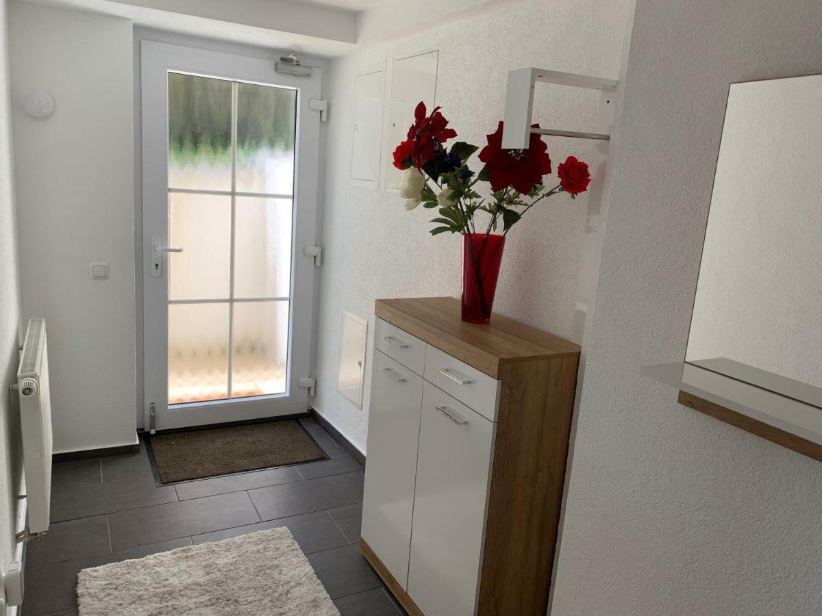 Terrassenwohnung In Estenfeld Bei Wuerzburg エクステリア 写真