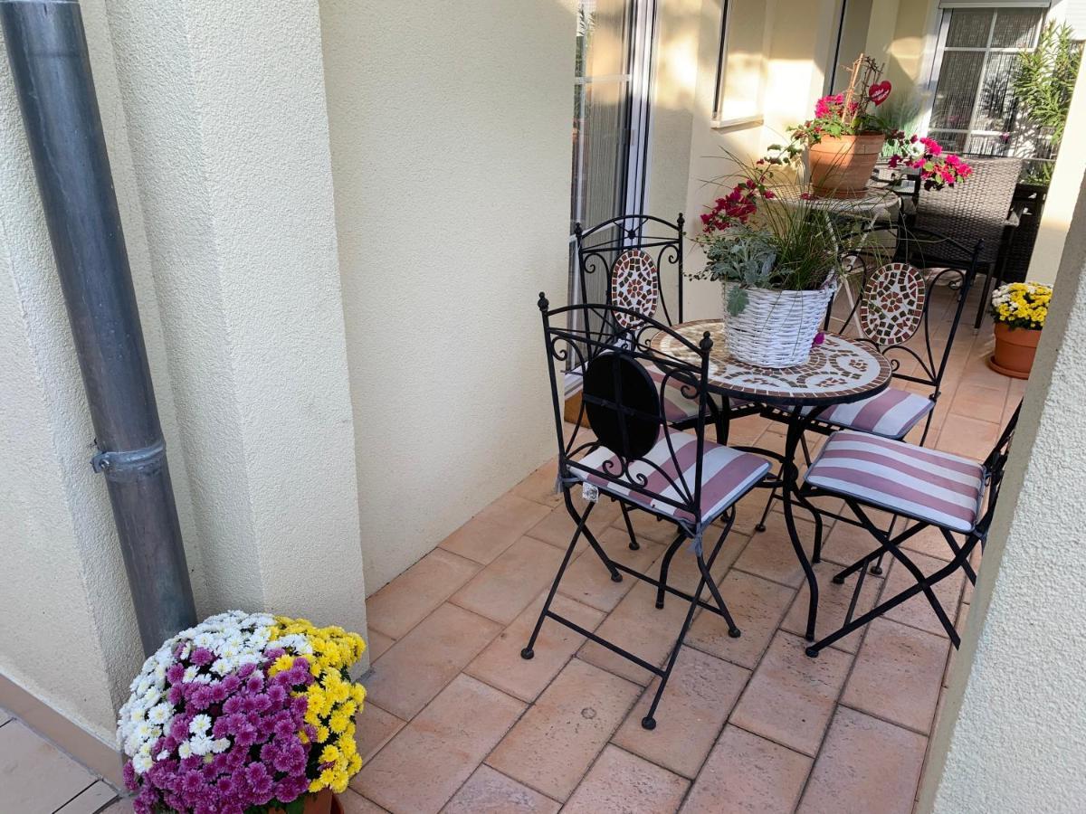 Terrassenwohnung In Estenfeld Bei Wuerzburg エクステリア 写真